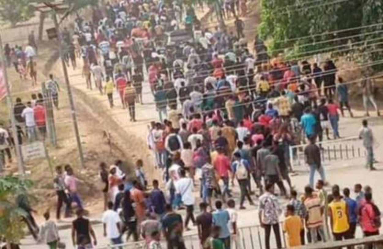 MOUAU Students Protest School Fee Increment